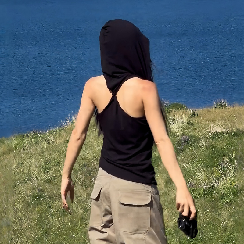 Plus Size Women's Black Twist-Back Hooded Sleeveless Vest for Summer, Suitable for Wearing Outside, Covers Side Breasts, Small Top Plus Size Women's Black Twist-Back Hooded Sleeveless Vest for Summer, Suitable for Wearing Outside, Covers Side Breasts, Small Top