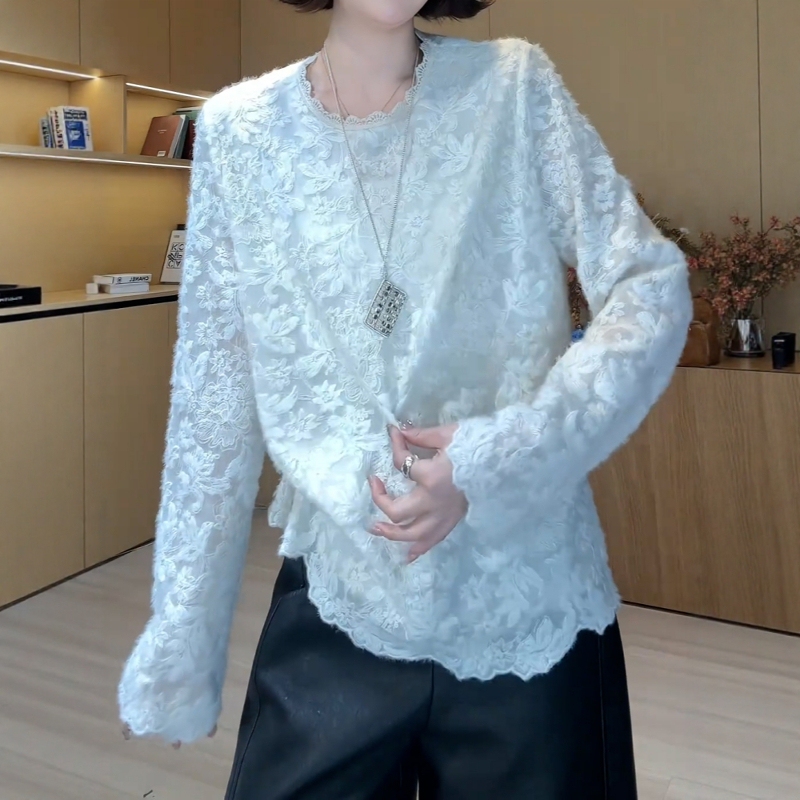 Plus Size Women's French White Jacquard Lace Shirt, New Autumn Style, Loose and Elegant, Inner Layering Shirt, Slightly Sheer Top Plus Size Women's French White Jacquard Lace Shirt, New Autumn Style, Loose and Elegant, Inner Layering Shirt, Slightly Sheer Top