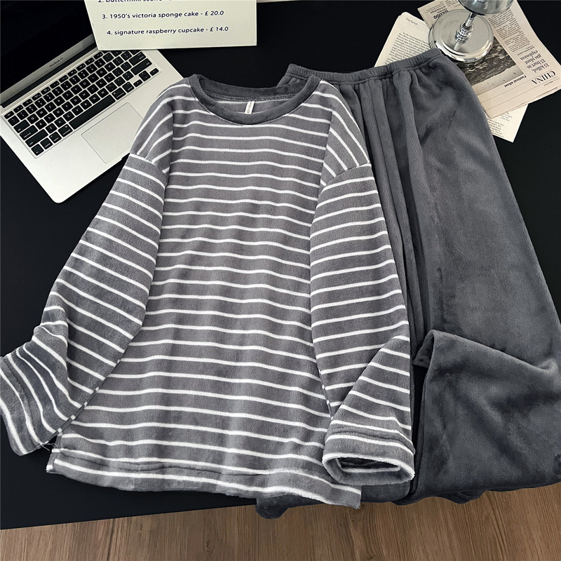 Coral Fleece Couple Pajamas for Autumn and Winter, Thickened and Fleece-Lined, Striped, Men's and Women'S, Can Be Worn Outside, Flannel Loungewear Set