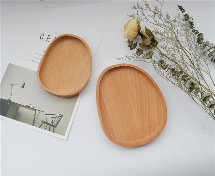 Nhật Bản Elm Pebble hình tấm gỗ Tấm hình elip không đều hình đĩa Tấm gỗ tự nhiên Khay món ăn muỗng gỗ