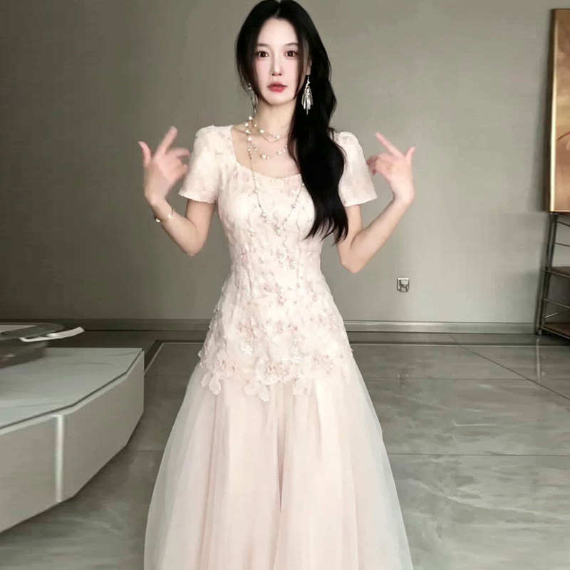Plus-Size French-Style Light Luxury Mesh Patchwork Dress for Women, Summer Embroidered Floral Tie Waist Slimming Long Dress for Chubby Women Plus-Size French-Style Light Luxury Mesh Patchwork Dress for Women, Summer Embroidered Floral Tie Waist Slimming Long Dress for Chubby Women