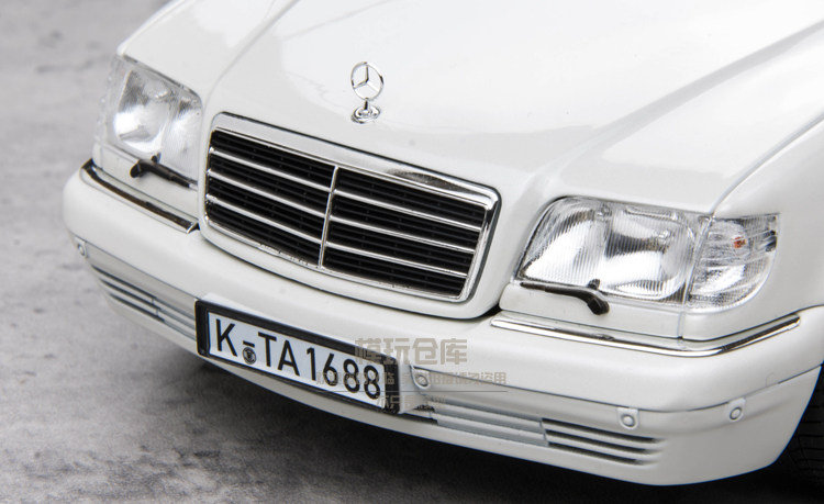 1: 18 NOREV Mercedes Benz W140 Benz S-Class S320 Luxury Car
