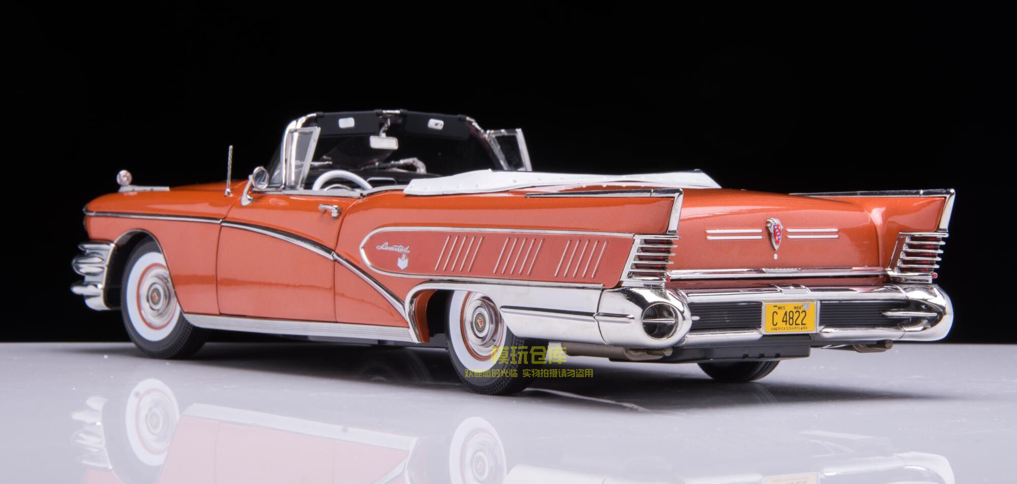 1:18 Sunstar Buick Limited Riviera 1958 Platinum Edition Alloy Car