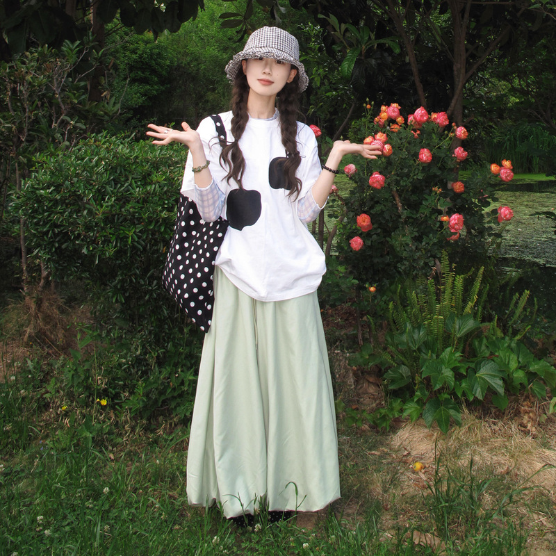 Bean Green Floral Bud Skirt for Summer, Elastic Waist, Drapey, Large Flared Umbrella Skirt, Mid-Length, Hip-Covering, Cloud-Like, Puffy A-Line Skirt
