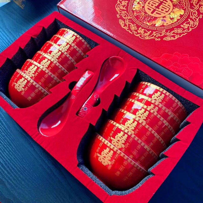 Chinese-Style Golden Double Happiness Ceramic Red Bowl, Chopsticks, Spoon, Glossy Red Glaze Bowl, Wedding Gift Box Set, Bride's Dowry Gift Chinese-Style Golden Double Happiness Ceramic Red Bowl, Chopsticks, Spoon, Glossy Red Glaze Bowl, Wedding Gift Box Set, Bride's Dowry Gift