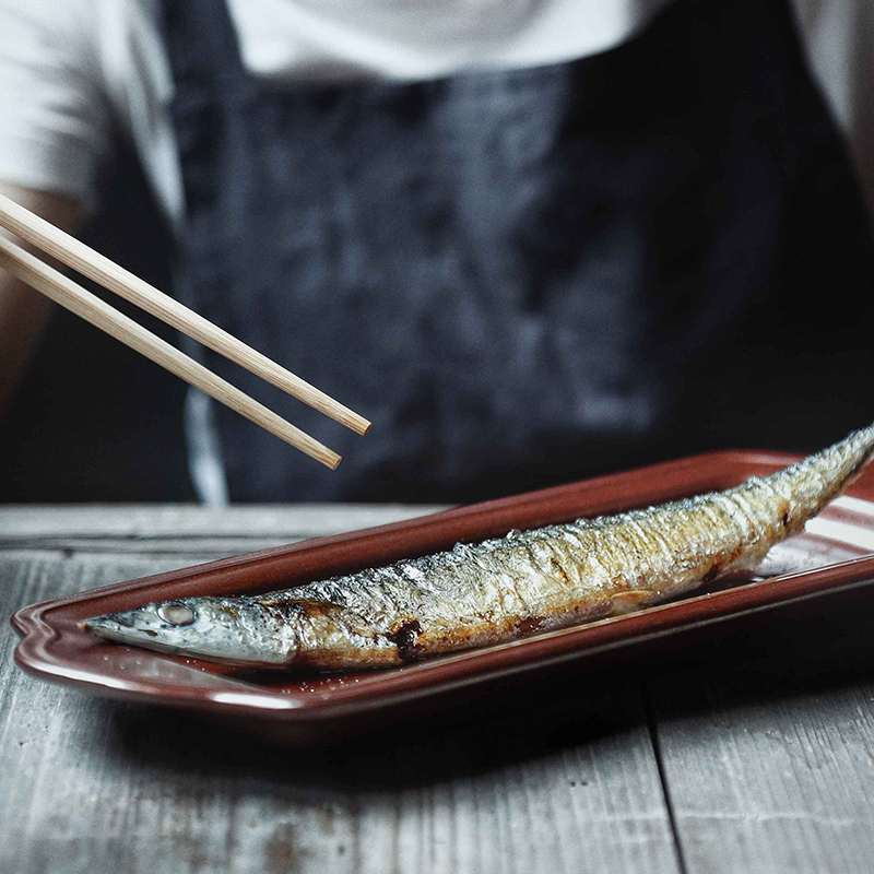 Lototo Japanese ceramics tableware creative household food dish flat ears steamed fish plate plate of restoring ancient ways is contracted plates
