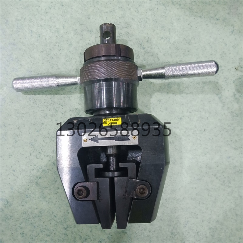 探究机械之魂：美特斯30吨万能试验机的精密工艺