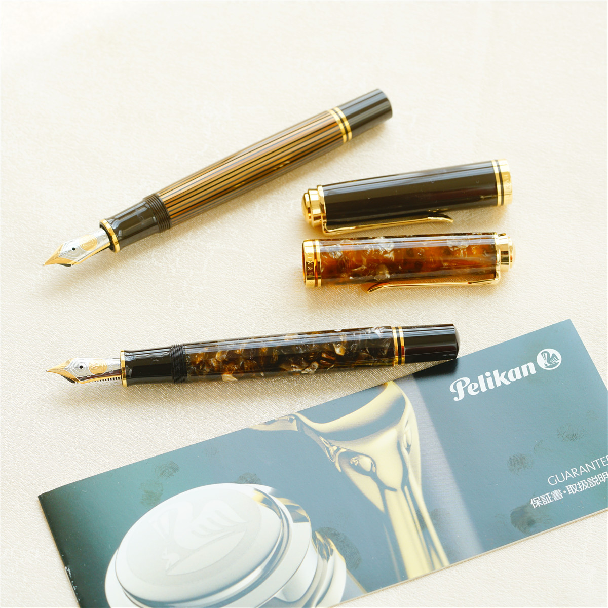 Pelikan Pelikan M800 Limited Limited Blue in Blue Renaissance Brown Striped Grand Plaza