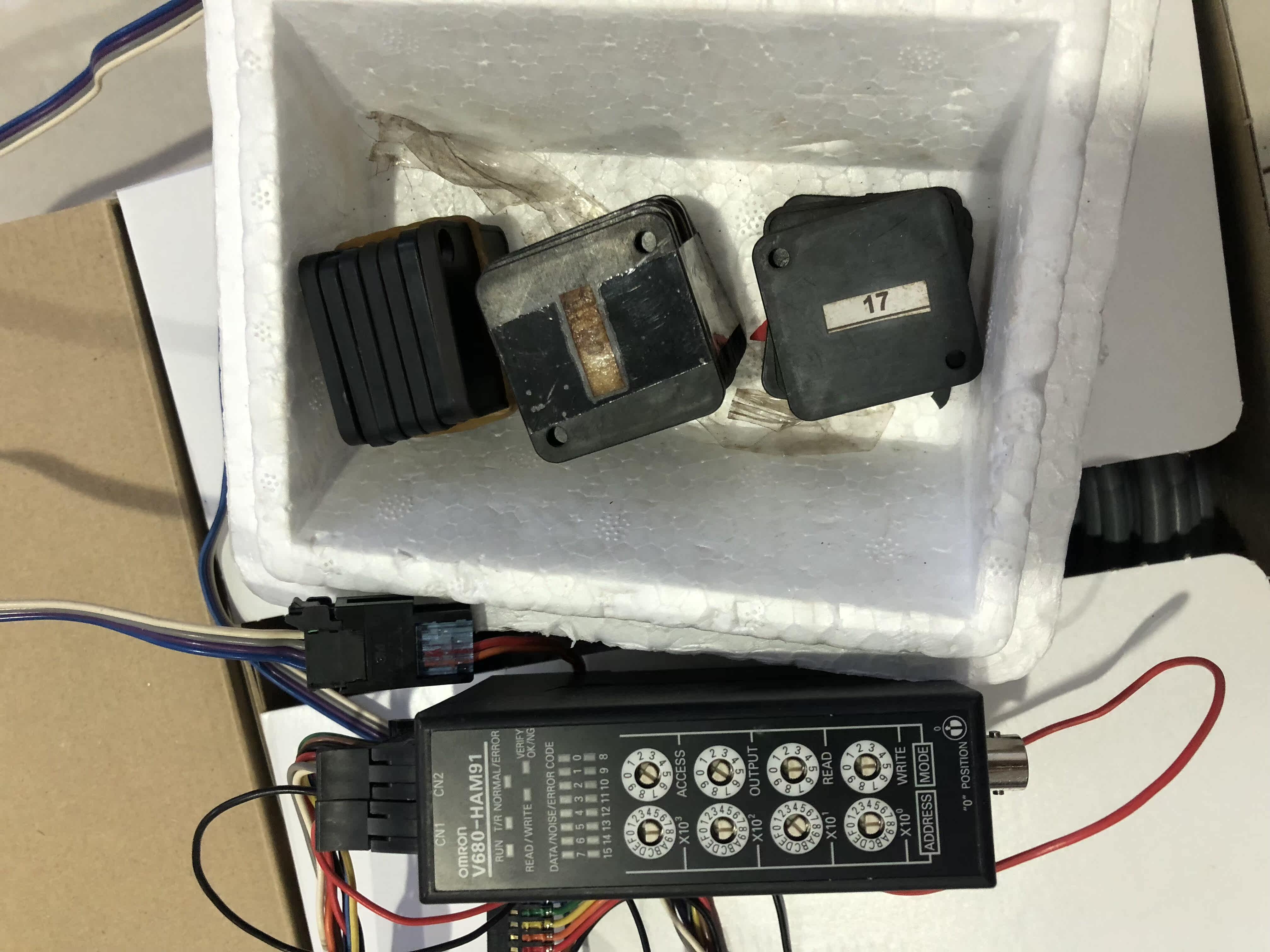 OMRON Label Amplifier V680-D1KP66MT