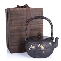 Japanese made original Southern iron pot boiled teapot cast iron copper cover plum blossom bird auspicious Tung wooden box gift box