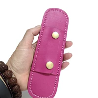 Красные кожаные латунные наплечники