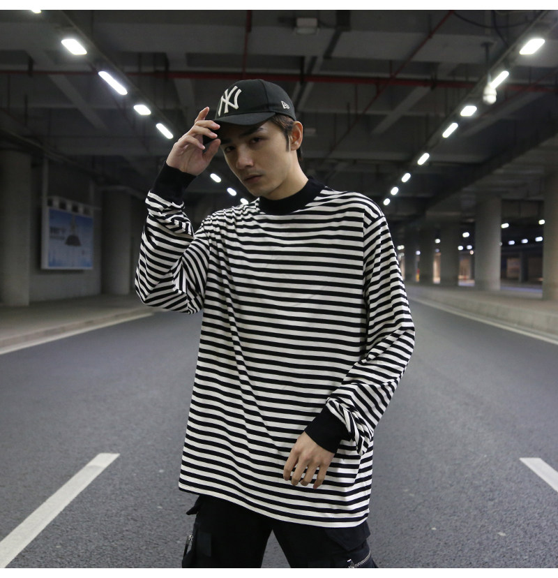 Oversized Striped T-shirt 2