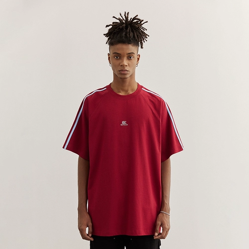 Ретро футболка с коротким рукавом подходит для мужчин и женщин, в американском стиле, с вышивкой, короткий рукав