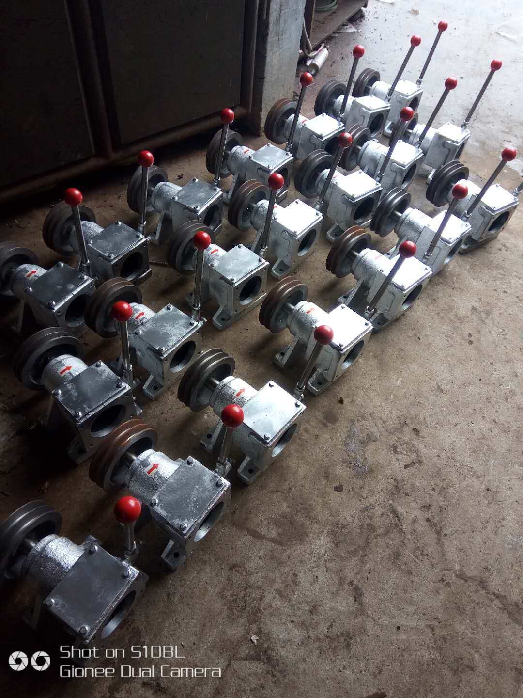Net-up machine for oil pump clutch oil pump separator