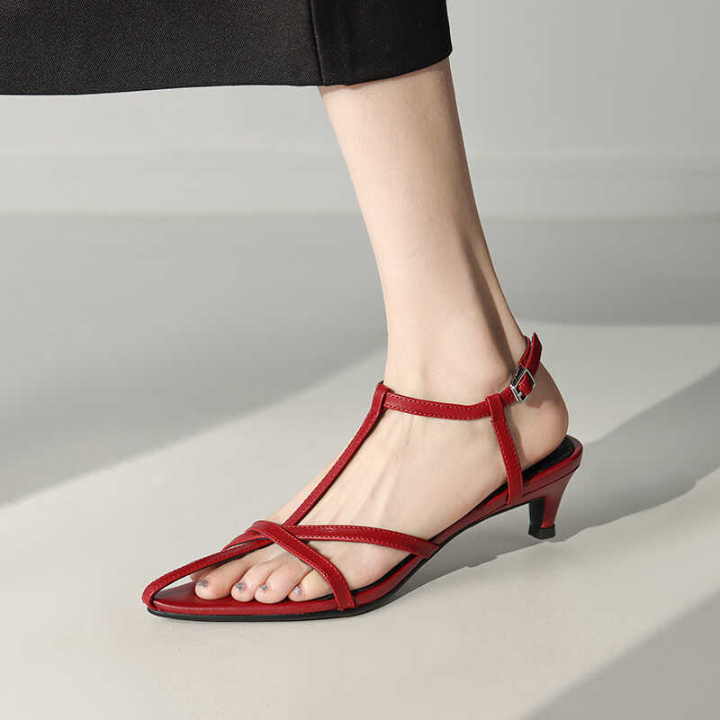 Red 2026 Summer Sexy Cross-Strap Pointed Toe Open-Toe Kitten Heels Genuine Leather Simple Versatile Thin Strap Sandals for Women