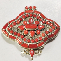 Tibetan National style silver ornaments inlaid with gems and black box pendant retro pendant can be opened chain pendant