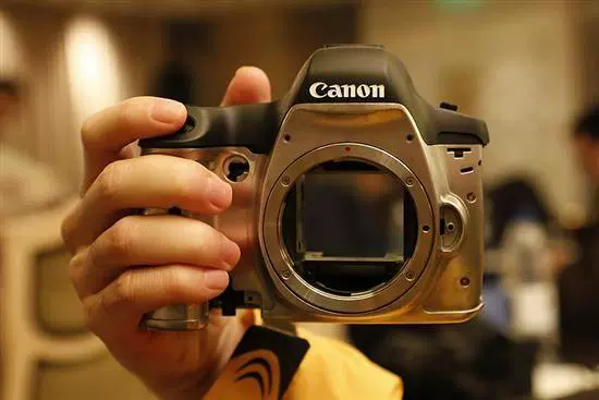Máy ảnh DSLR eos6d độc lập Canon 6d Thân máy đơn Canon 6d Điểm mới tại cửa hàng Côn Minh - SLR kỹ thuật số chuyên nghiệp bảng giá máy ảnh canon