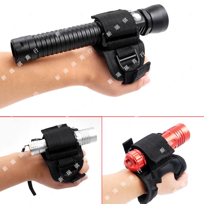 Đèn pin đặt tay đặc biệt đặt cổ tay đặt đèn pin đặt phụ kiện chiếu sáng lặn ánh sáng tay trở lại thiết lập ngoài trời đèn pin astrolux ft03