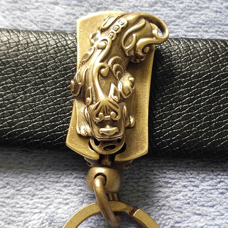 Chinese-Style Brass Pixiu Keychain Car Zodiac Ox Tiger Creative Gift for Men and Women Belt Buckle Accessory Chinese-Style Brass Pixiu Keychain Car Zodiac Ox Tiger Creative Gift for Men and Women Belt Buckle Accessory