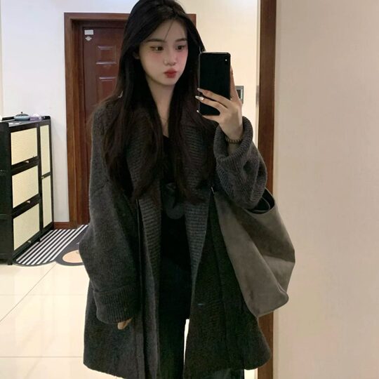 Suseyiku lazy style loose hooded knitted cardigan large pocket raglan sleeves thickened warm sweater jacket