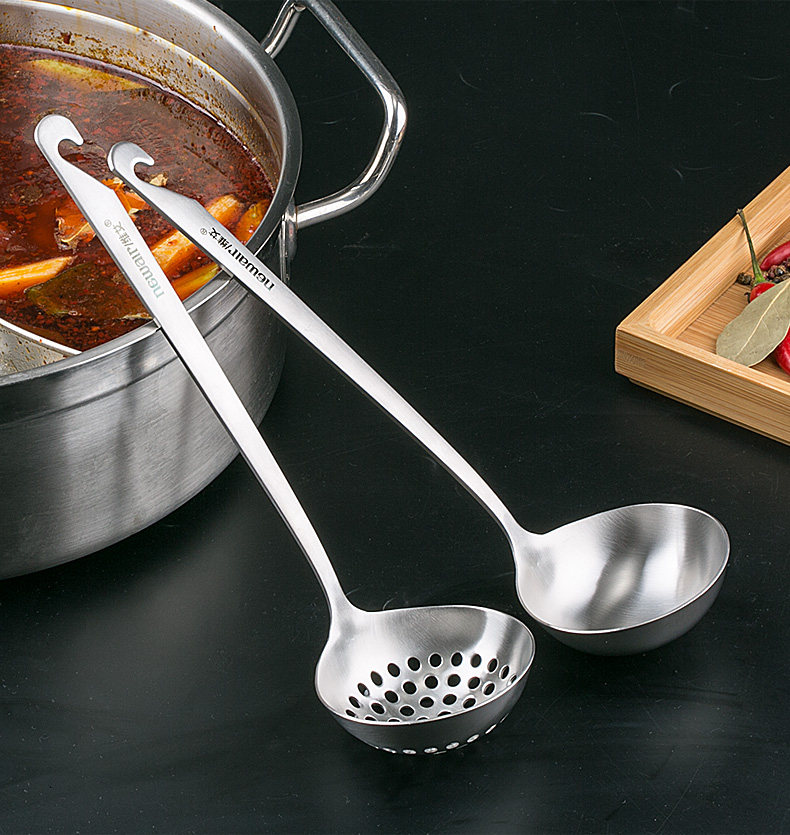 CT20 Hot Pot Spoon Page_04.jpg