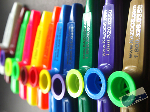 Cửa hàng Philia Hồng Kông Nhập khẩu sản phẩm mới Kazoobie nhựa Kazu sáo kazoo trẻ em mới bắt đầu nhạc cụ - Nhạc cụ dân tộc đàn nguyệt