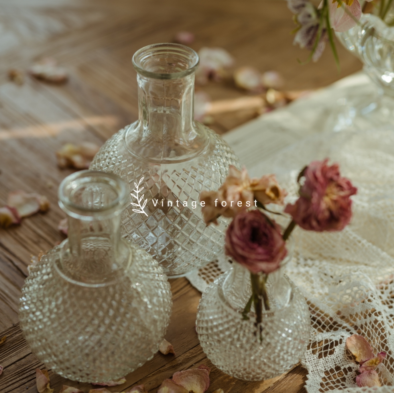 Foreign Trade Law Style Retro Relief Transparent Glass Round Ball Vases Photographic Props Water Bacon Flowers Home Swing Accessories