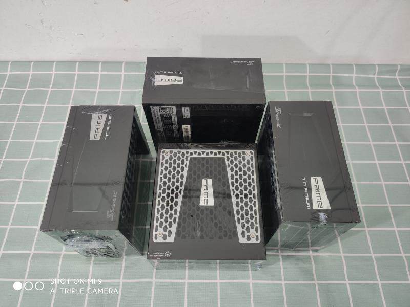 Sea rhyme platinum titanium alloy rated 520W650W750W850W1000W1200W full module computer power muted