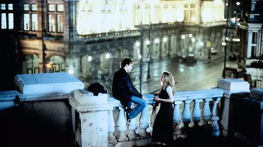 爱在黎明破晓前 Before Sunrise1995剧照1