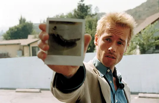 记忆碎片 Memento2000剧照2