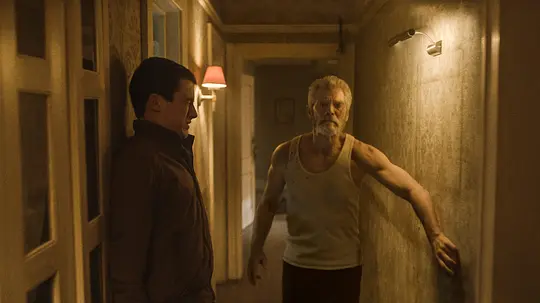屏住呼吸 Don't Breathe2016剧照2