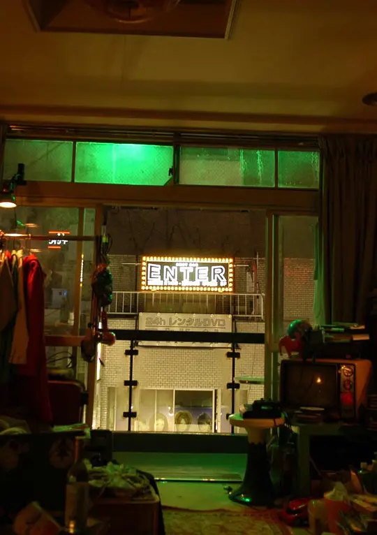 遁入虚无 Enter the Void2009剧照3