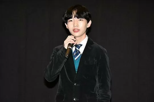 去唱卡拉OK吧!2023剧照2