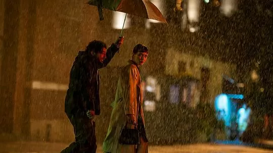 一个决定写连环杀手的作家的浅薄故事2024剧照1