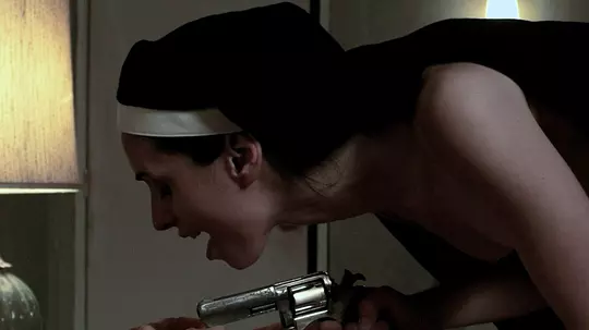 机关枪修女 Nude Nuns with Big Guns2010剧照1