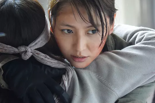 请叫我英雄 アイアムアヒーロー2015剧照1