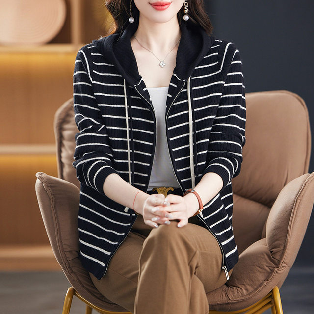 Hooded Striped Sweater Knitted Cardigan Jacket Women's Spring Clothing 2024 New Early Spring Short Style Foreign Style Outer Top