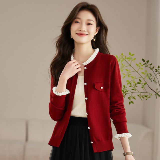 Fungus edge knitted cardigan women's short jacket spring and autumn 2024 new spring red sweater western style early autumn outer wear