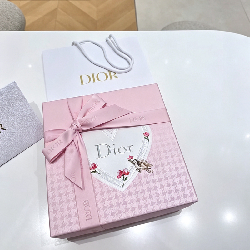 In-Stock Dior Limited Edition Gift Box Set Lipstick Eyeshadow Lip Gloss Perfume Gift Box Various Qixi (Chinese Valentine's Day) In-Stock Dior Limited Edition Gift Box Set Lipstick Eyeshadow Lip Gloss Perfume Gift Box Various Qixi (Chinese Valentine's Day)