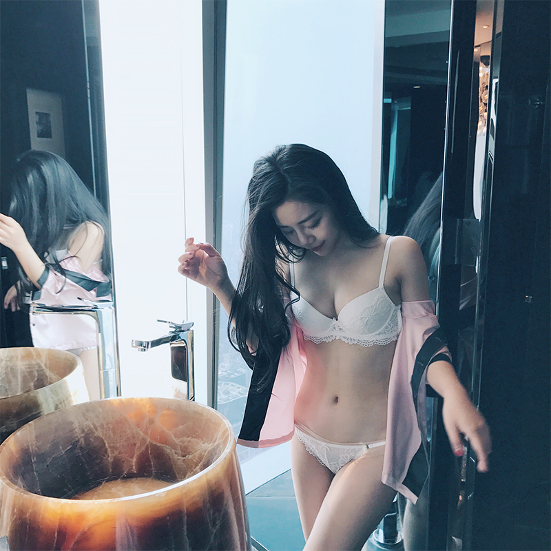 安娜蜜语新品聚拢性感舒适蕾丝小胸美背少女内衣套装调整型文胸罩