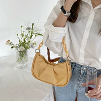 Кремово-желтый