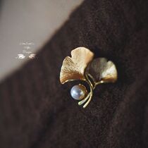 Weaving ribbon hand drawing vintage vintage natural pearl bag gold chest needle