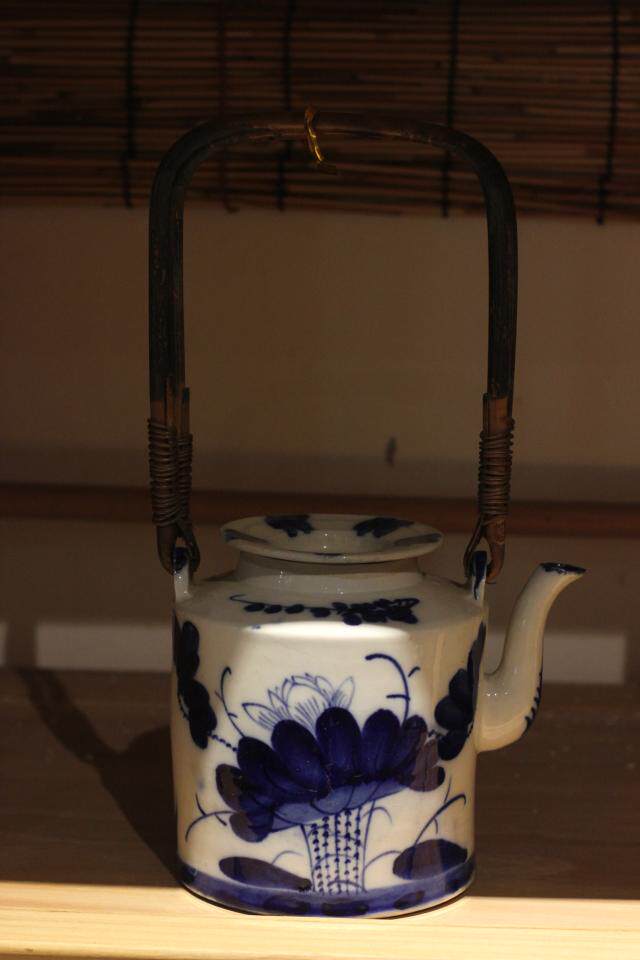 Pottery like jade-made Republic of China Qinghua Ti-liang Cold Kettle Tide State Old Maple Brook Kiln Ceramics Old Tea Ware Old Tea Ware