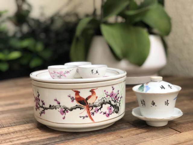 Bird language flower fragrance 78 decade-long hand color old tea boat flower bird kongfu tea with tea tray pool sea tide state old objects