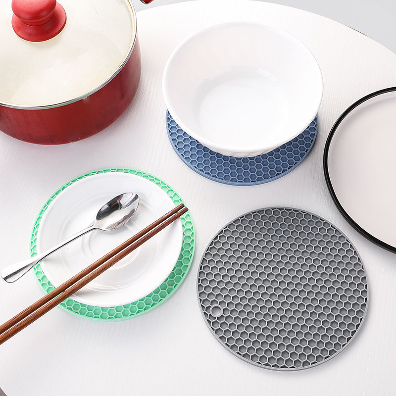 Silicone heat insulation mat table mat pot mat anti-scalding mat vegetable mat bowl mat placemat plate mat round coaster household