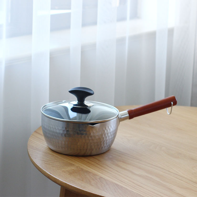 Pure Japanese-style snow pan slices hand pot milk pot frying can be 18CM non-stick pot baby non-staple food pot