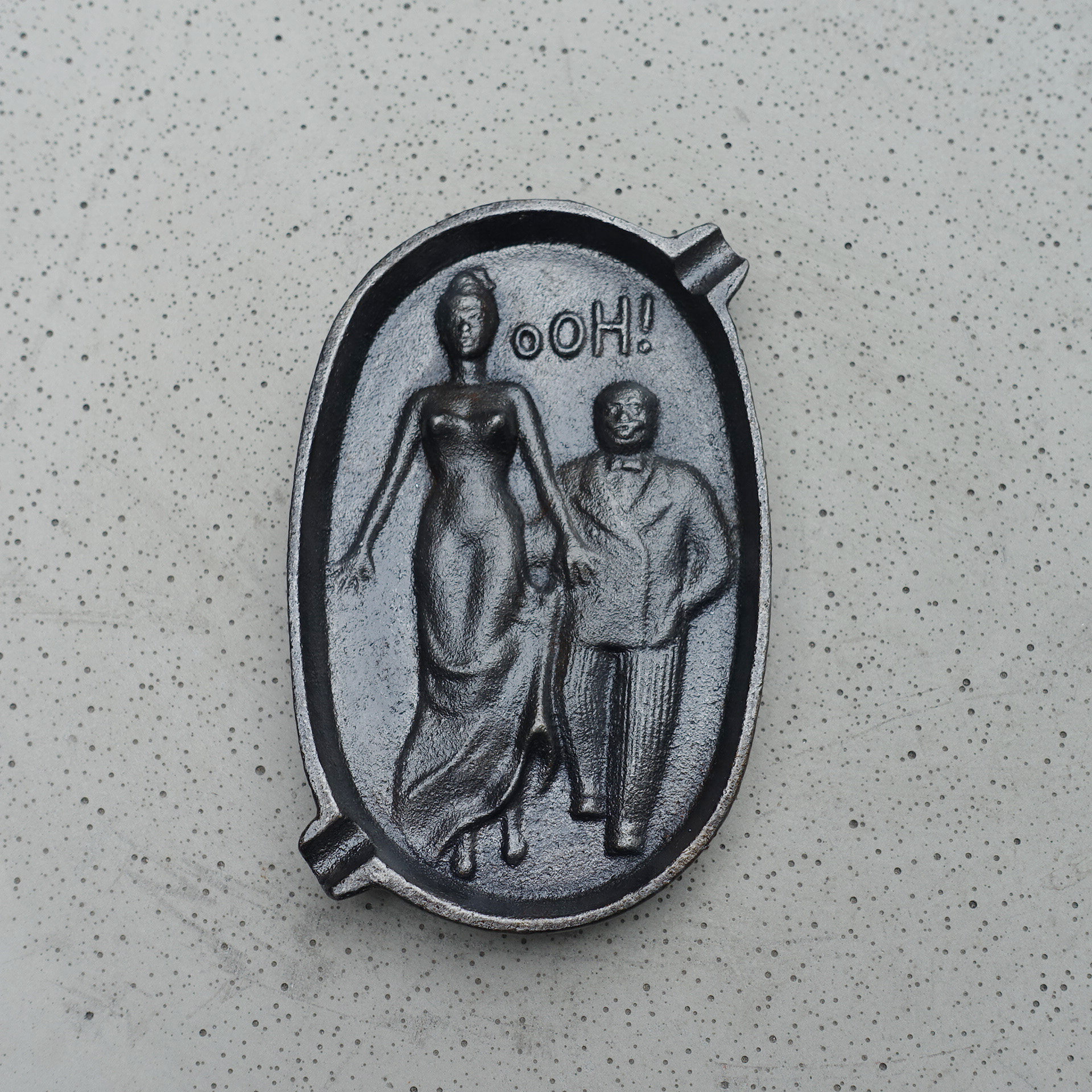 polawang reengraving cast iron OOH SMOKING ASH TRAY CAST IRON ASHTRAY Interesting Cigarette Ash Tray