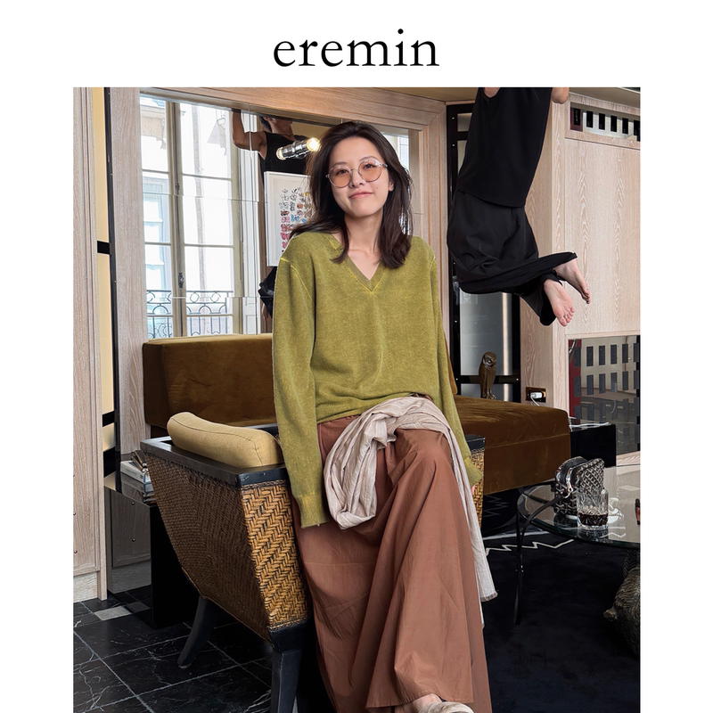 Eremin Lin Moqing/Mustard Green Knitwear/26 New Product Sheep Wool Skin-Friendly Gentle Versatile Whitening V-Neck Sweater Eremin Lin Moqing/Mustard Green Knitwear/26 New Product Sheep Wool Skin-Friendly Gentle Versatile Whitening V-Neck Sweater