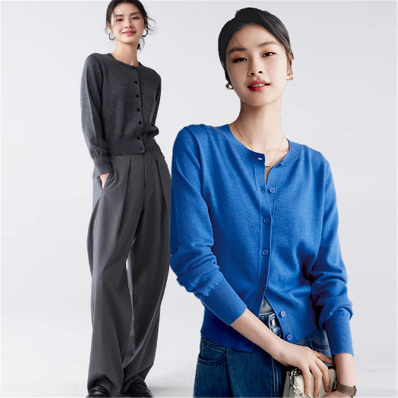 Early Spring Round-Neck Classic Style Simple and Versatile Elegant Cardigan Style Inner Knitwear Soft and High-End Blue Jacket