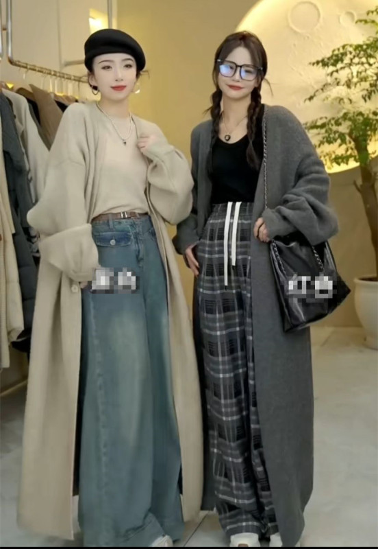 Knitted Cardigan Sweater Coat for Women, Loose and Lazy Style, High-End Feel, Thickened, Mid-Length, Over-The-Knee, Elegant Coat for Spring and Autumn Knitted Cardigan Sweater Coat for Women, Loose and Lazy Style, High-End Feel, Thickened, Mid-Length, Over-The-Knee, Elegant Coat for Spring and Autumn